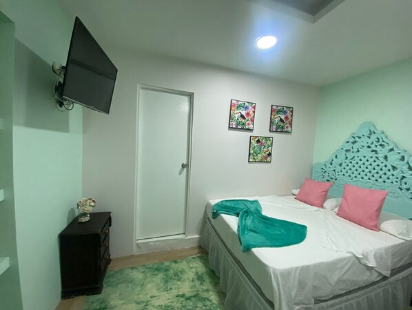 1 bedroom, free WiFi, bed sheets