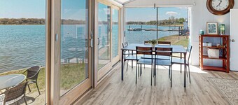 Historic charmer on the water with a firepit, kayaks, bikes, & firepit