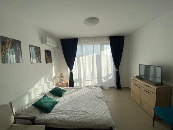 1 chambre, fer et planche à repasser, Wi-Fi, draps fournis