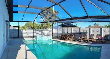 Beautiful Heated Pool and Spa Home