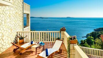 Villa, flere senger | Overnattingsstedets uteområder