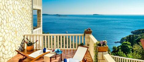 Villa, Multiple Beds | Property grounds