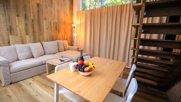 Family Studio Suite | Premium bedding, blackout curtains, free WiFi, bed sheets