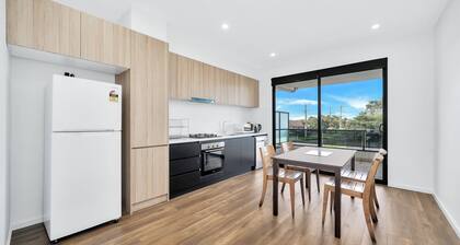 Modern Brand New Townhome in Reservoir in the centre of everything