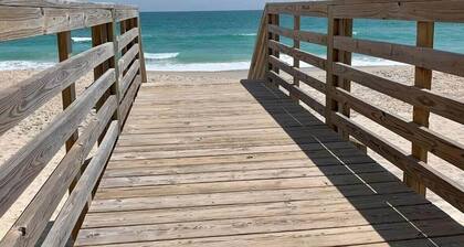Ocean View, Pool & Easy Beach Access!