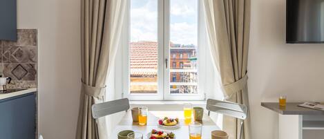 Basic Studio | Dining room