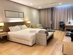 1 soverom, skrivebord, strykejern/-brett og wi-fi