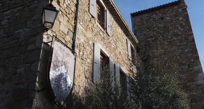 Le charme de la Nine, coup de foudre pour cet appartement rénové, coeur de Saou