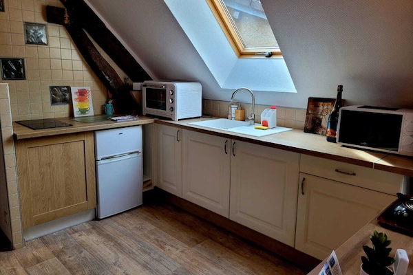 Køleskab, mikrobølgeovn, ovn, kogeplade