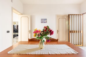 Interior - Alba Apartment - PP by BarbarHouse (Torre Lapillo)