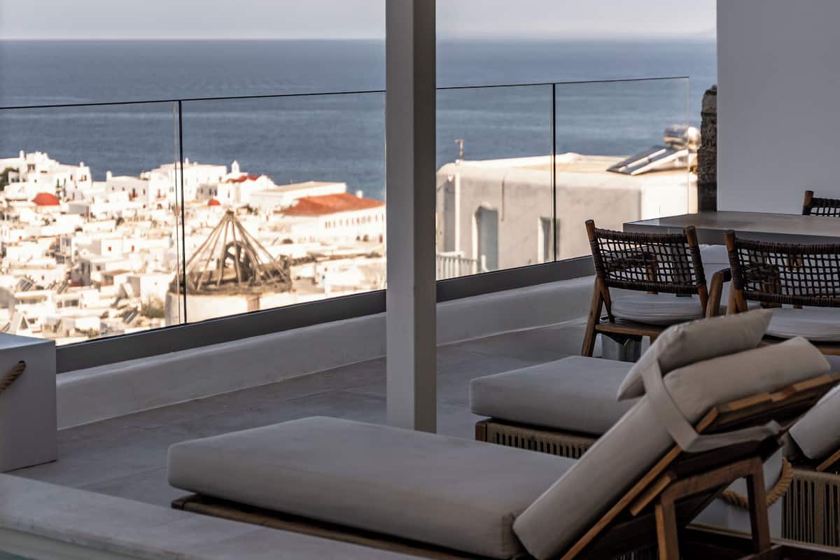 King suite with Private Pool