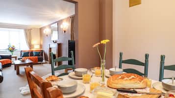 Cottage | Interior