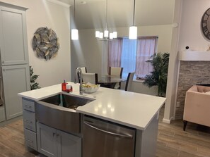 Interior - Beautiful 2 bedroom house in the most sought out location in Oklahoma (Edmond)