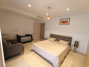 Apartment | 2 bilik tidur, seterika/papan seterika, Wi-fi percuma, cadar katil