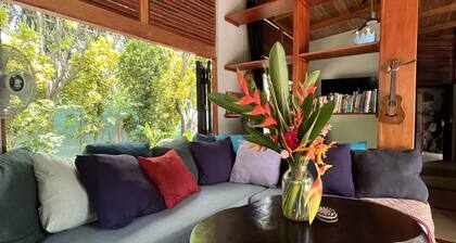 Brand New, PRIVATE, beach house with tropical garden 200 meters walk to beach