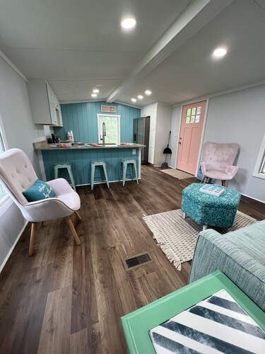 Adorable little Beach Getaway close to Surf City NC 
