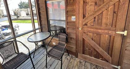 Lovely Cabin in Bloomington