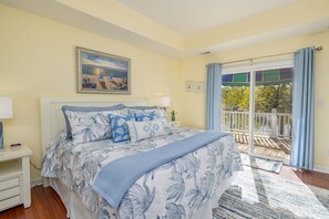 6 bedrooms, iron/ironing board, free WiFi, bed sheets