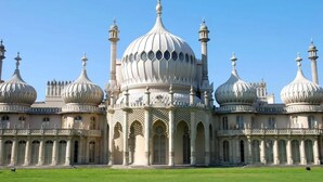 A large, ornate building with multiple domes and arches, likely a historical or cultural landmark. - Spacious 1-bed - Coolest Neighbourhood in Brighton (Brighton)