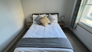 1 bedroom, iron/ironing board, free WiFi, bed sheets - Spacious 1-bed - Coolest Neighbourhood in Brighton (Brighton)