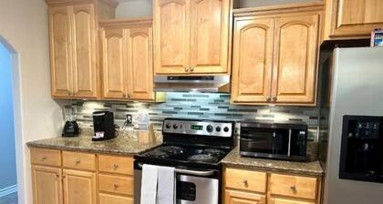 Charming 4beds/2bath Entire Home
