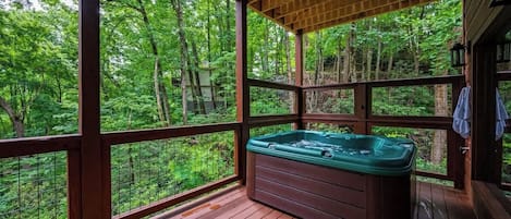Bain à remous extérieur