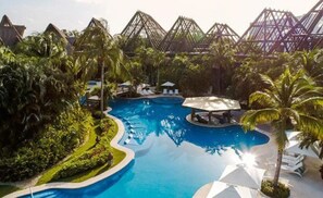 Outdoor pool, a heated pool - Vidanta Resort Riviera Maya- 1 bedroom king bed (Cancun)