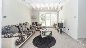 Ảnh chưa phân loại, 2 trong số 11 ảnh, nút