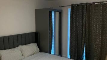 Apartment, Multiple Beds | 2 bedrooms, iron/ironing board, free WiFi, bed sheets