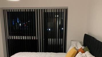 Apartment, 1 King-Bett und Schlafsofa | 1 Schlafzimmer, Bügeleisen/Bügelbrett, kostenloses WLAN, Bettwäsche