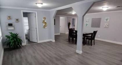 Bush Gardens, USF, Hard Rock group stay!