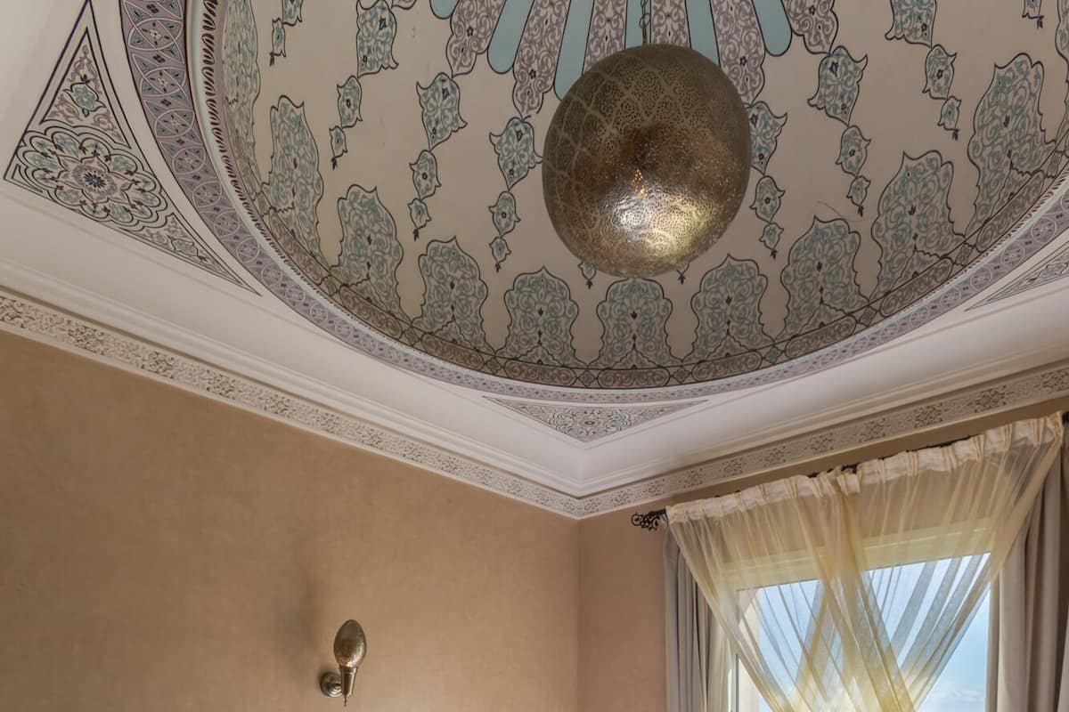 7 bedrooms, in-room safe, free WiFi