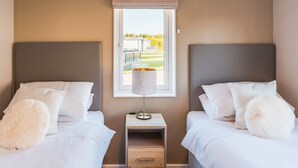 小屋 | 2 間睡房、熨斗/熨衫板、免費 Wi-Fi、床單