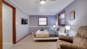 4 habitaciones, tabla de planchar con plancha, cuna de viaje y wifi