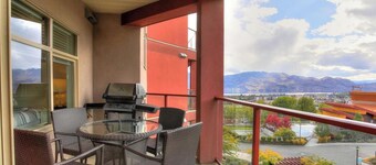 Resort Style Amenities With Pool & hot Tub, Minutes to Wineries and Golf