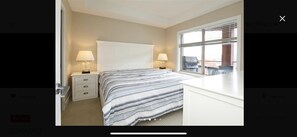 1 bedroom, iron/ironing board, free WiFi, bed sheets - Resort Style Amenities With Pool & hot Tub, Minutes to Wineries and Golf (West Kelowna)