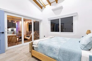 5 bedrooms, desk, iron/ironing board, free WiFi