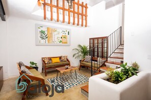 Sala de estar en el lobby