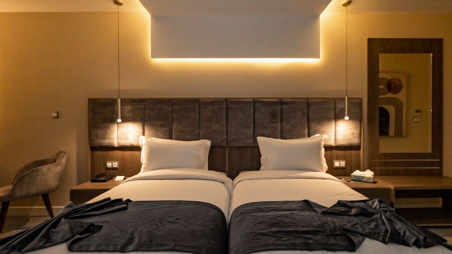 Ad Hotel Pont D'Hydra