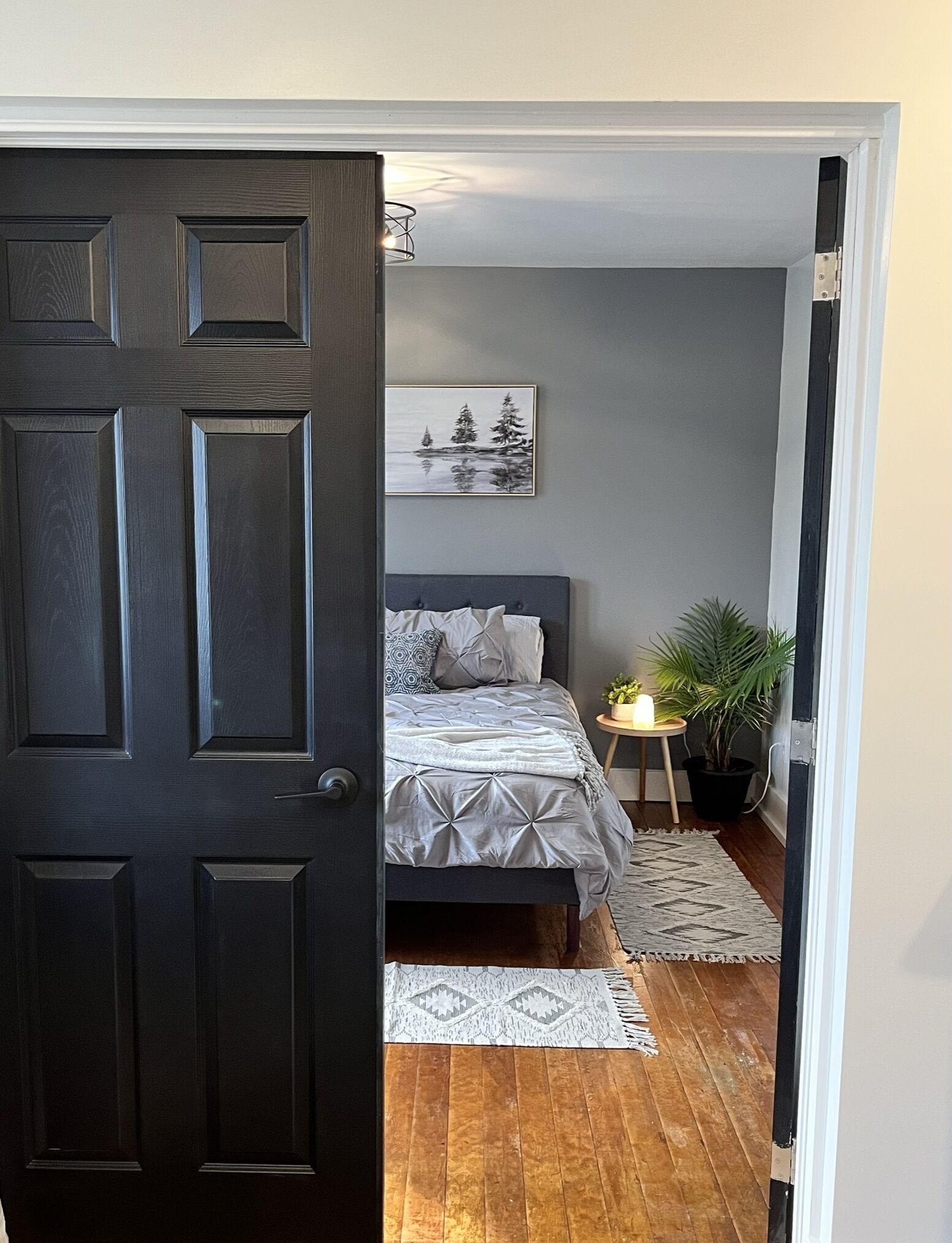 2 室のベッドルーム、WiFi (無料)、ベッドシーツ