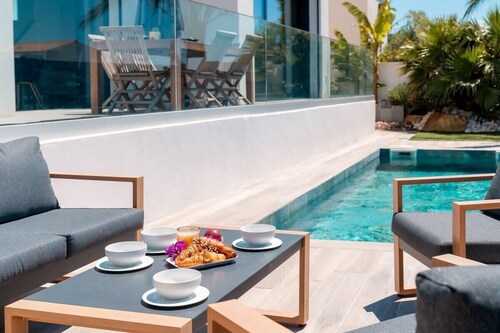 Villa Monégasque, elegance & Exclusive seaside getaway