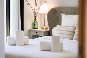 3 عدّة غرف نوم ومكواة/لوح كي وسرير سفر وواي فاي