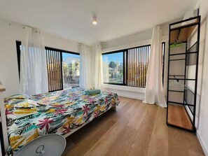 3 chambres, fer et planche Ă repasser, Wi-Fi, draps fournis