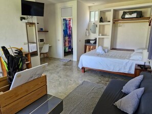 1 bedroom, desk, WiFi (free), bed sheets - Mangal Suites Malinche (Sonora Brisas de Zicatela)