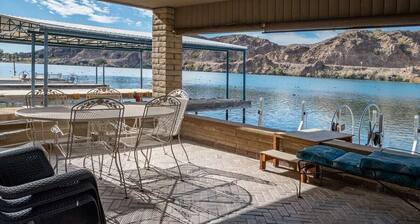 Moovalya Keys Riverfront! Room for all!
