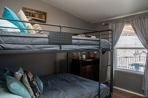 3 dormitorios, Internet, ropa de cama