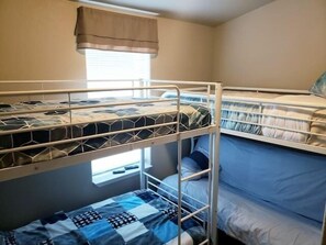 3 habitaciones, internet y ropa de cama 