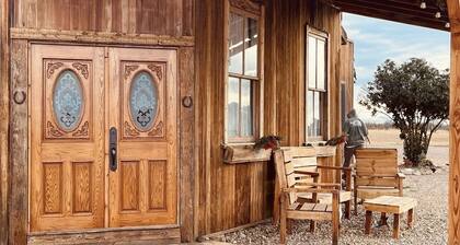 Stay at the JH Smith Historic Landmark in the heart of Dragoon