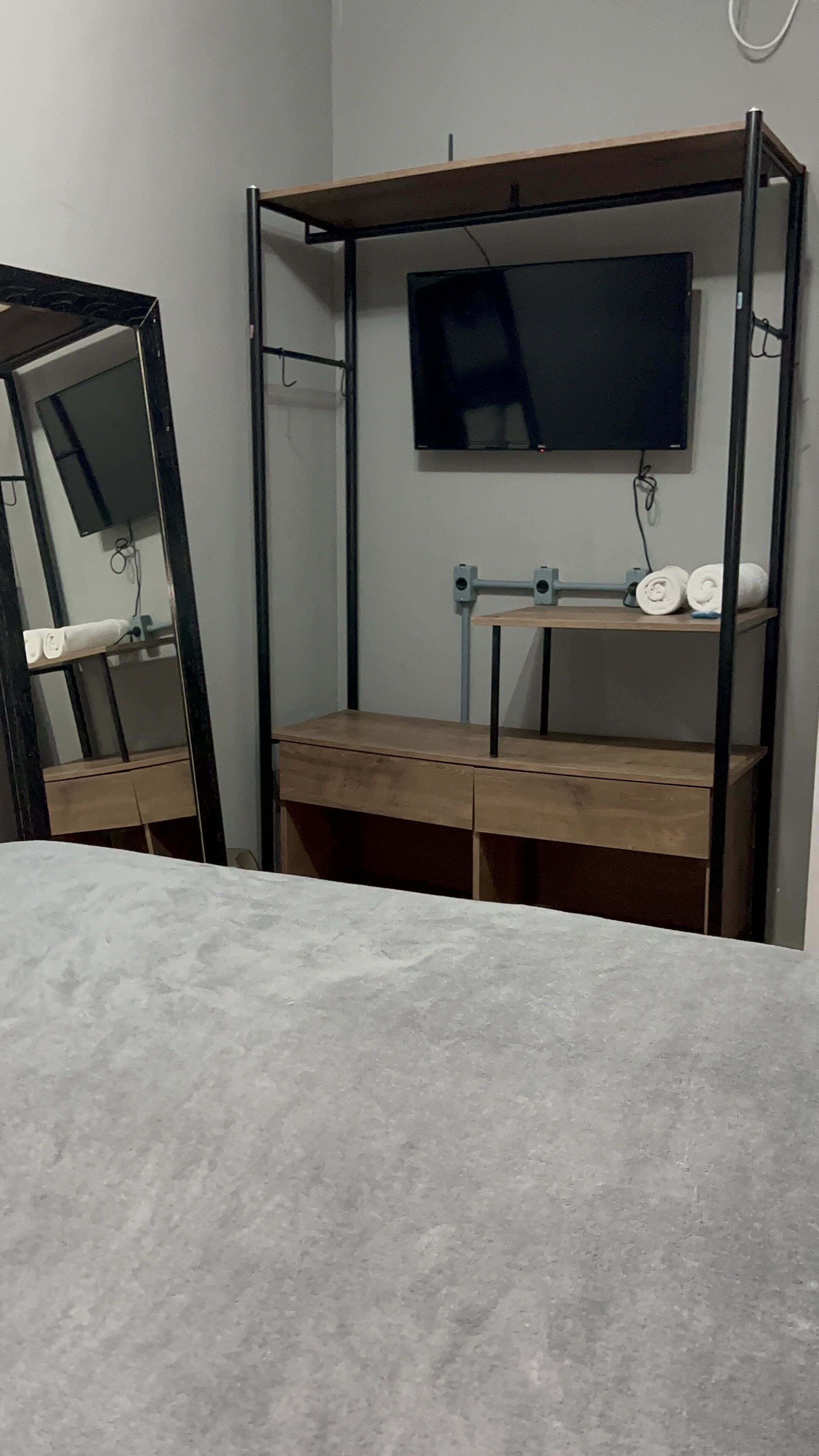 Foto - Esquina 8 Suítes Confort & Hostel