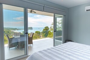 2 bedrooms, WiFi, bed sheets - Oceanview Penthouse 2 Bedroom Suite, Full Kitchen, AC (Quepos)